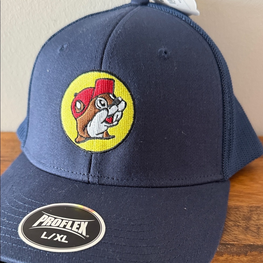 Navy Blue Cap with  Bucees logo NWT - Picture 4 of 4